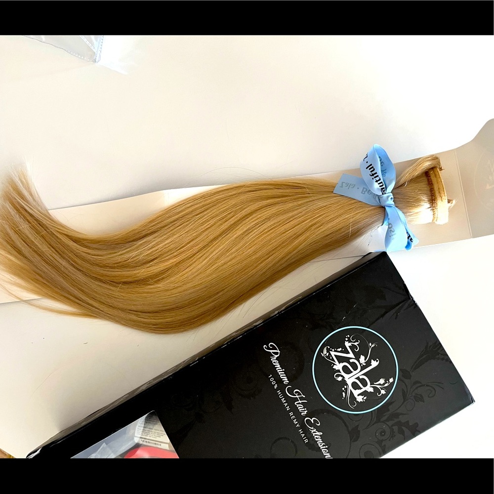 ZALA 16” ponytail extension- Champagne Blonde
